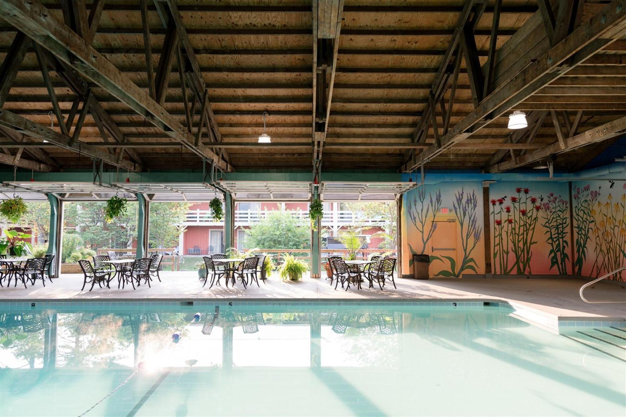 Brown County Inn Nashville Exterior photo