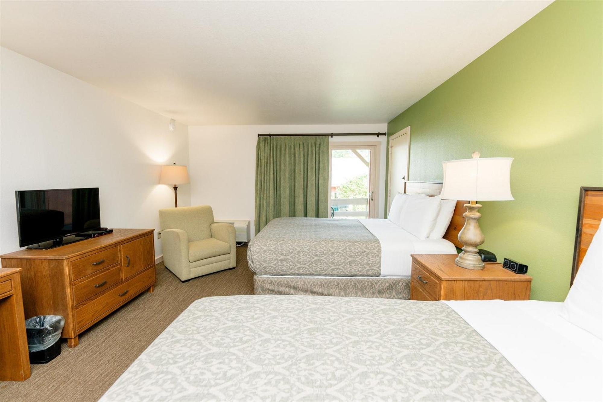 Brown County Inn Nashville Exterior photo