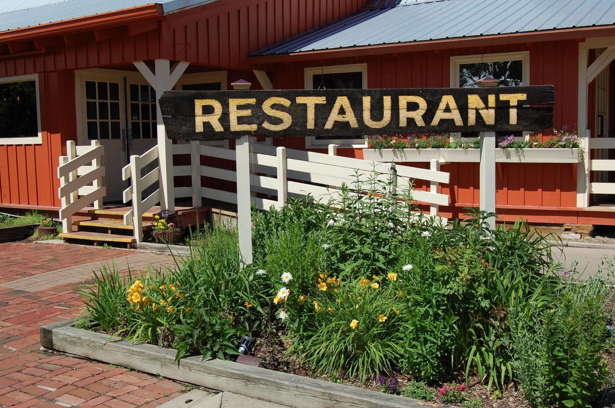 Brown County Inn Nashville Exterior photo