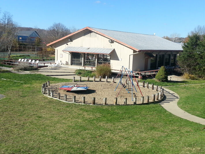 Brown County Inn Nashville Exterior photo